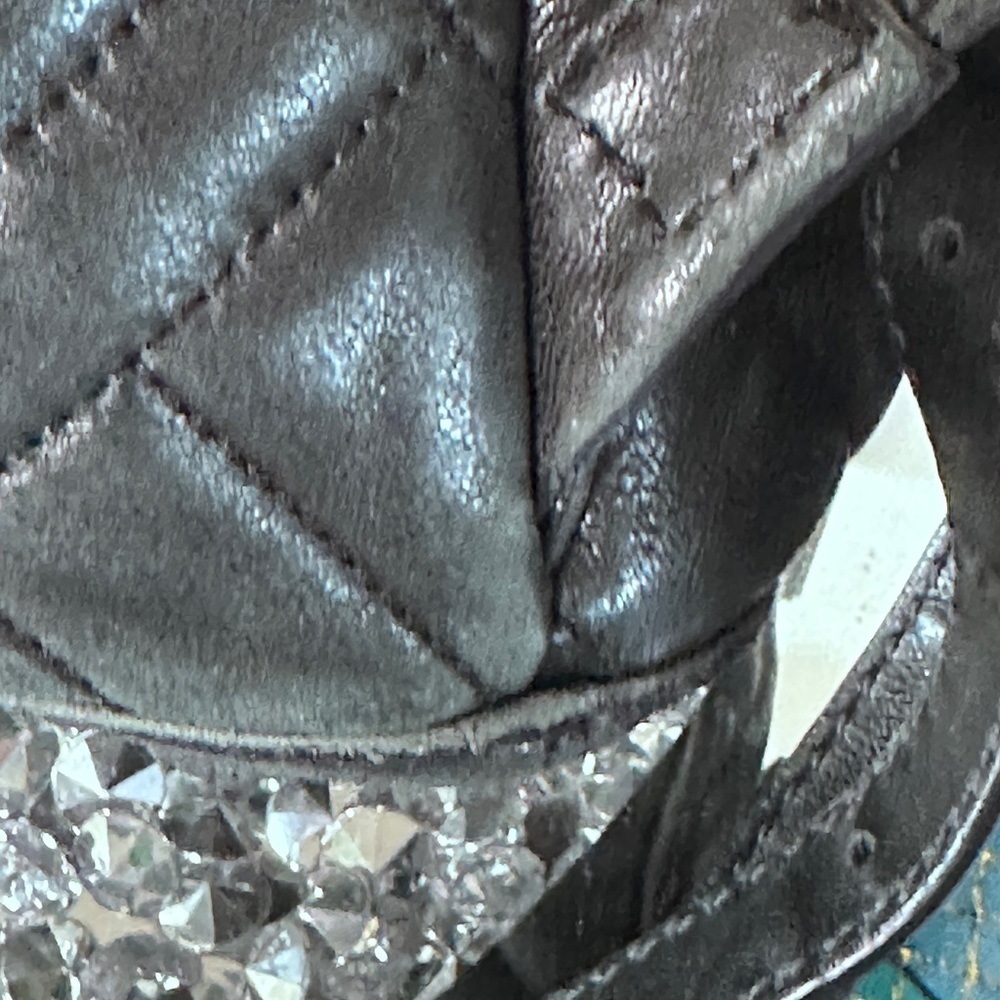 Michael Kors Abbey Medium Quilted Leather Backpack. - Picture 3 of 9